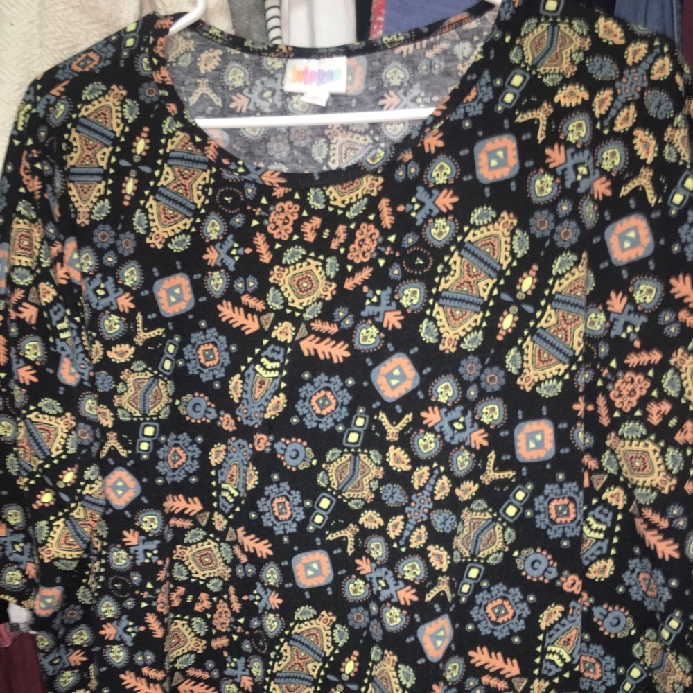 LULA ROSE BLOUSE